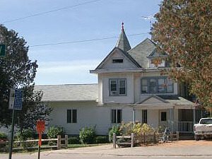 Exterior of Achdus Yisroel in Postville